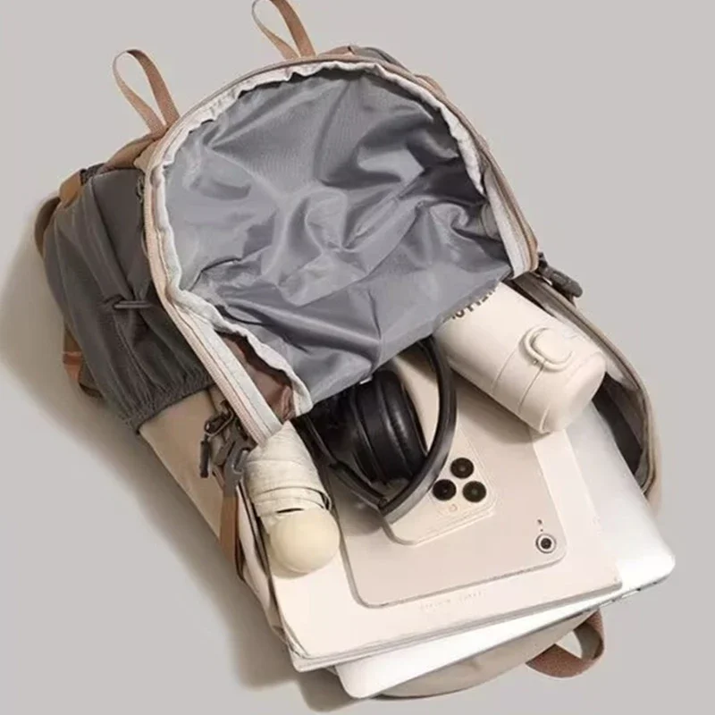 Zaino da trekking, leggero, id - Hiking Backpack Waterproof recensione e prezzo